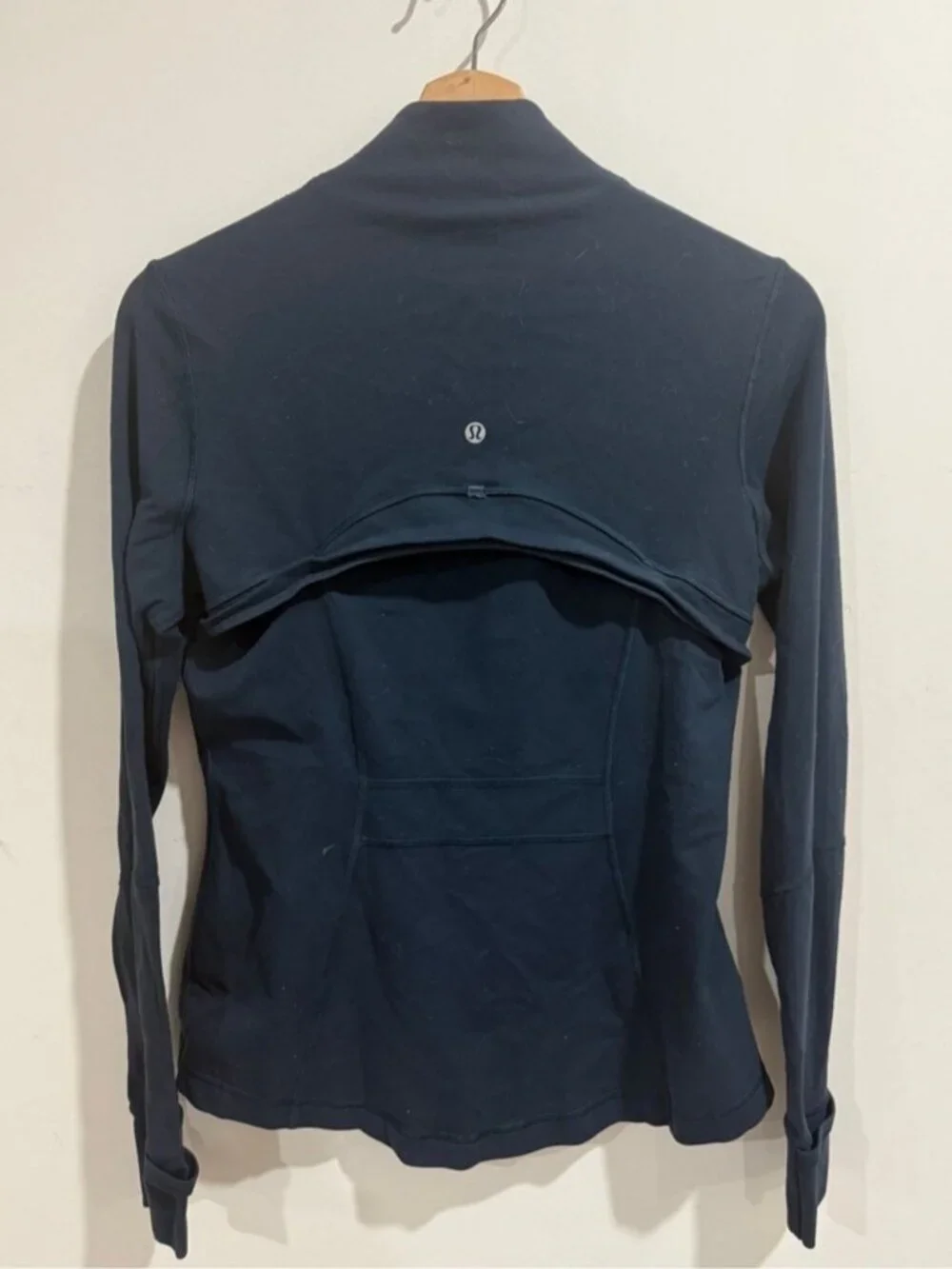 Lululemon Navy Blue Zip Up Athletic Jacket Size 10 Women’s Activewear